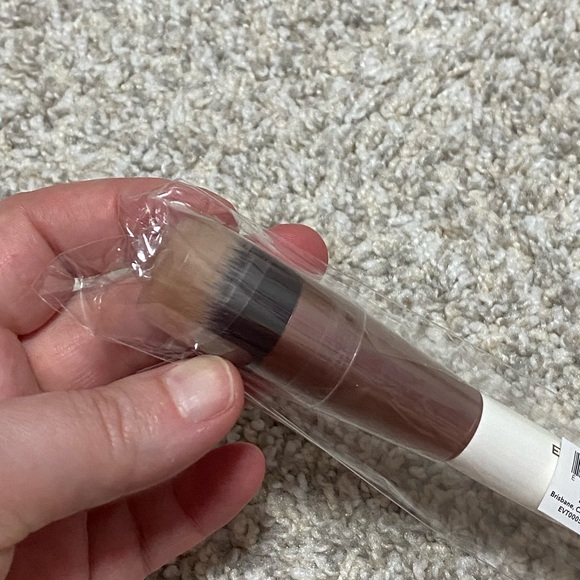 NWT EVER FACE 2 Foundation Brush - Picture 4 of 6